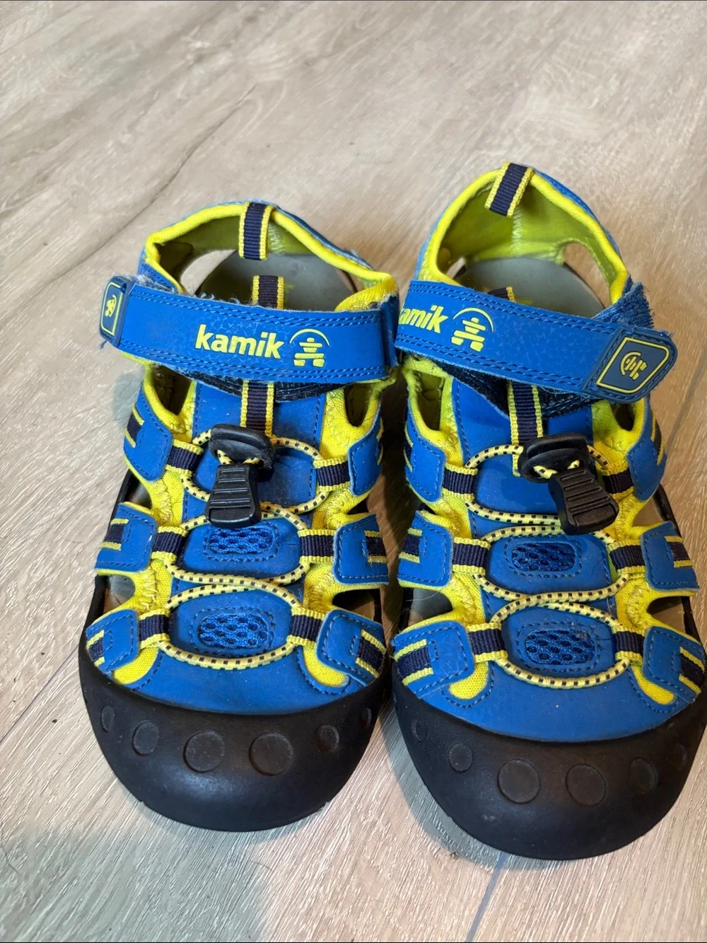 Kamik Kids Blue & Yellow Closed-Toe Outdoor Sandals